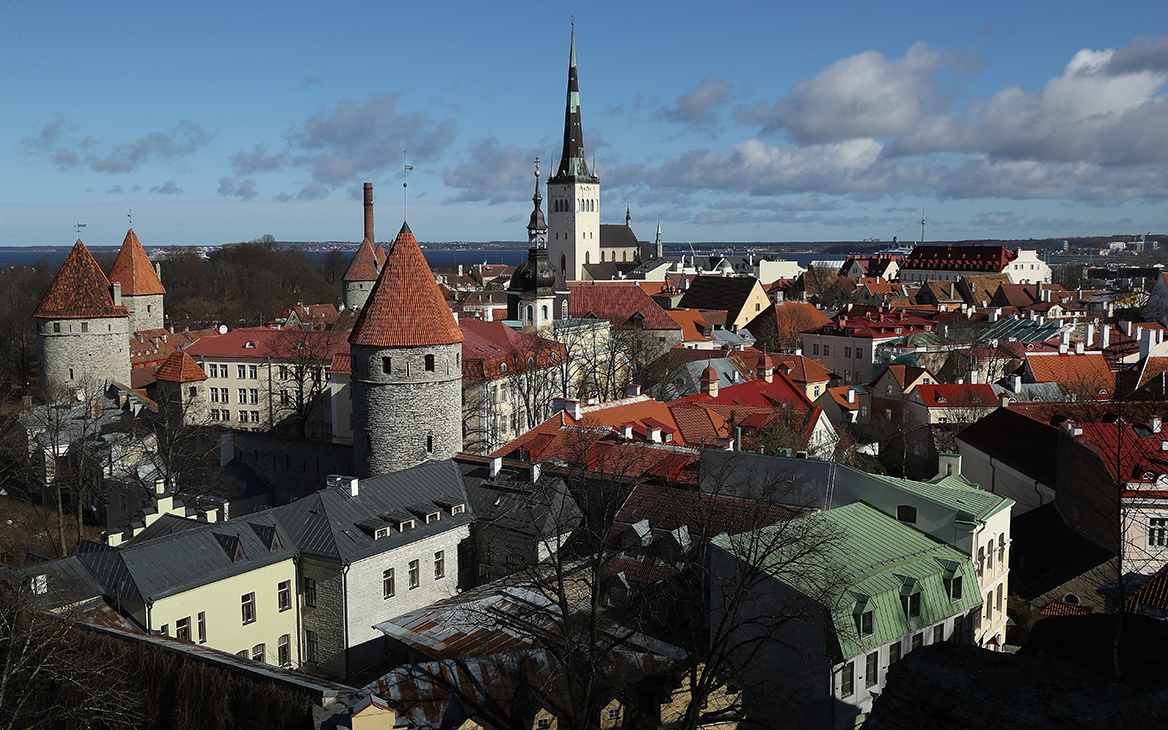 Эстония приостановит выдачу туристических виз россиянам
