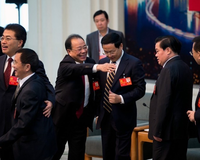В Китае избрано пятое поколение ЦК компартии