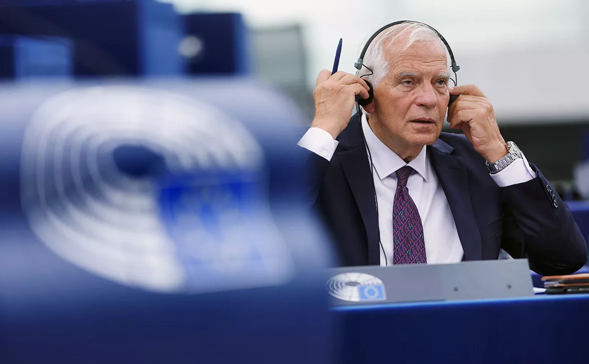 Jean-Francois Badias / AP