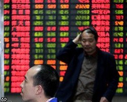 Индекс Шанхайской биржи упал на 7,7%