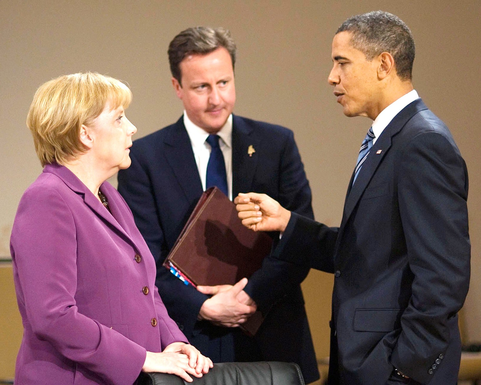 Канцлер Германии Ангела Меркель, премьер-министр Великобритании Дэвид Кэмерон и президент США Барак Обама (слева направо)