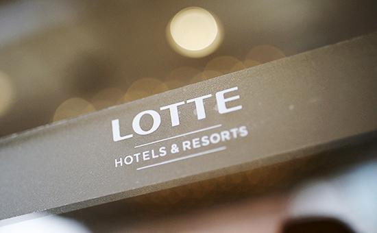 Логотип южнокорейской компании Hotel Lotte


