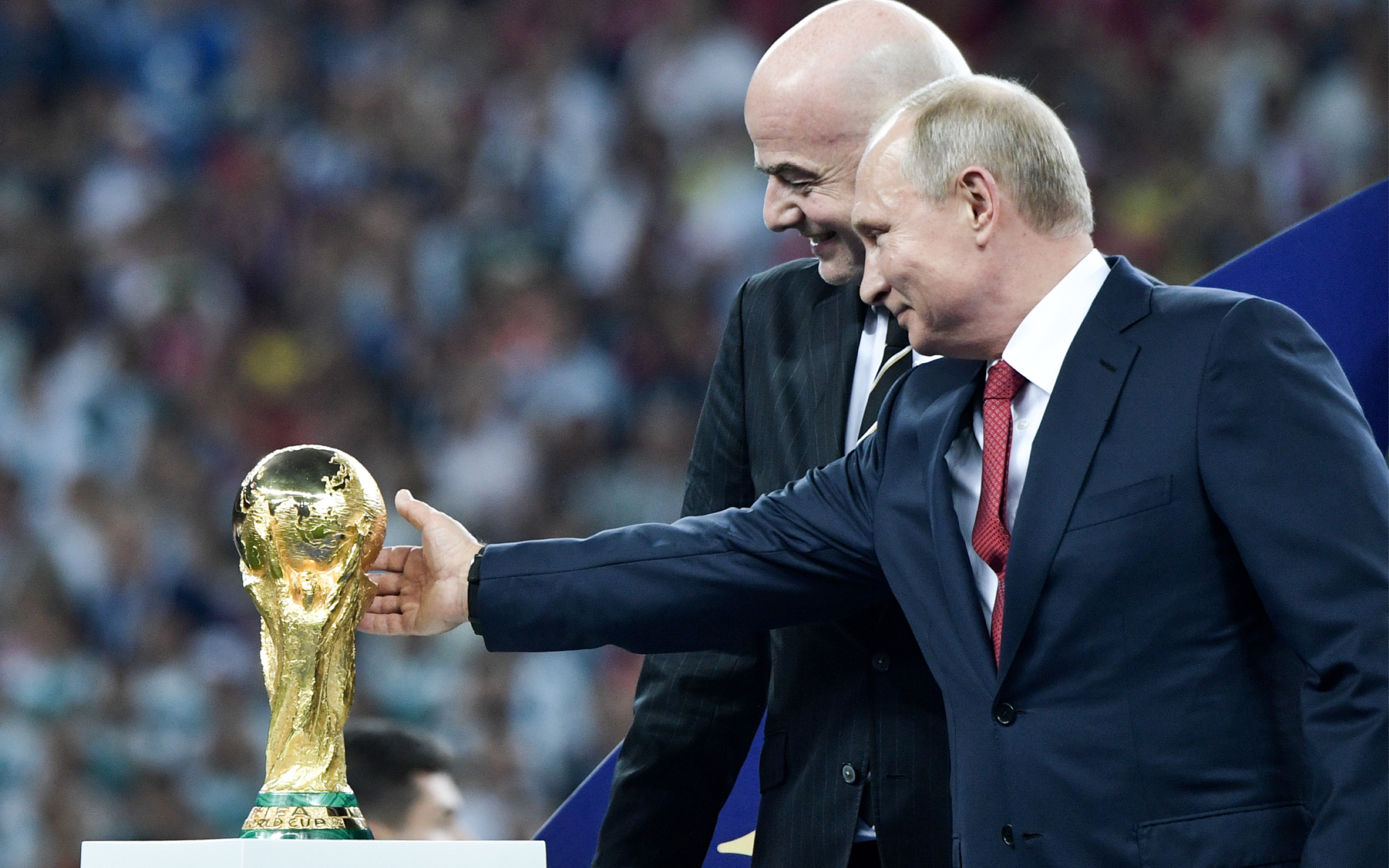 На фото: Президент FIFA Джанни Инфантино и президент России Владимир Путин