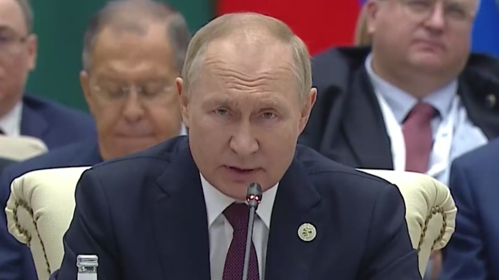 Путин заявил о готовности бесплатно передать удобрения бедным странам