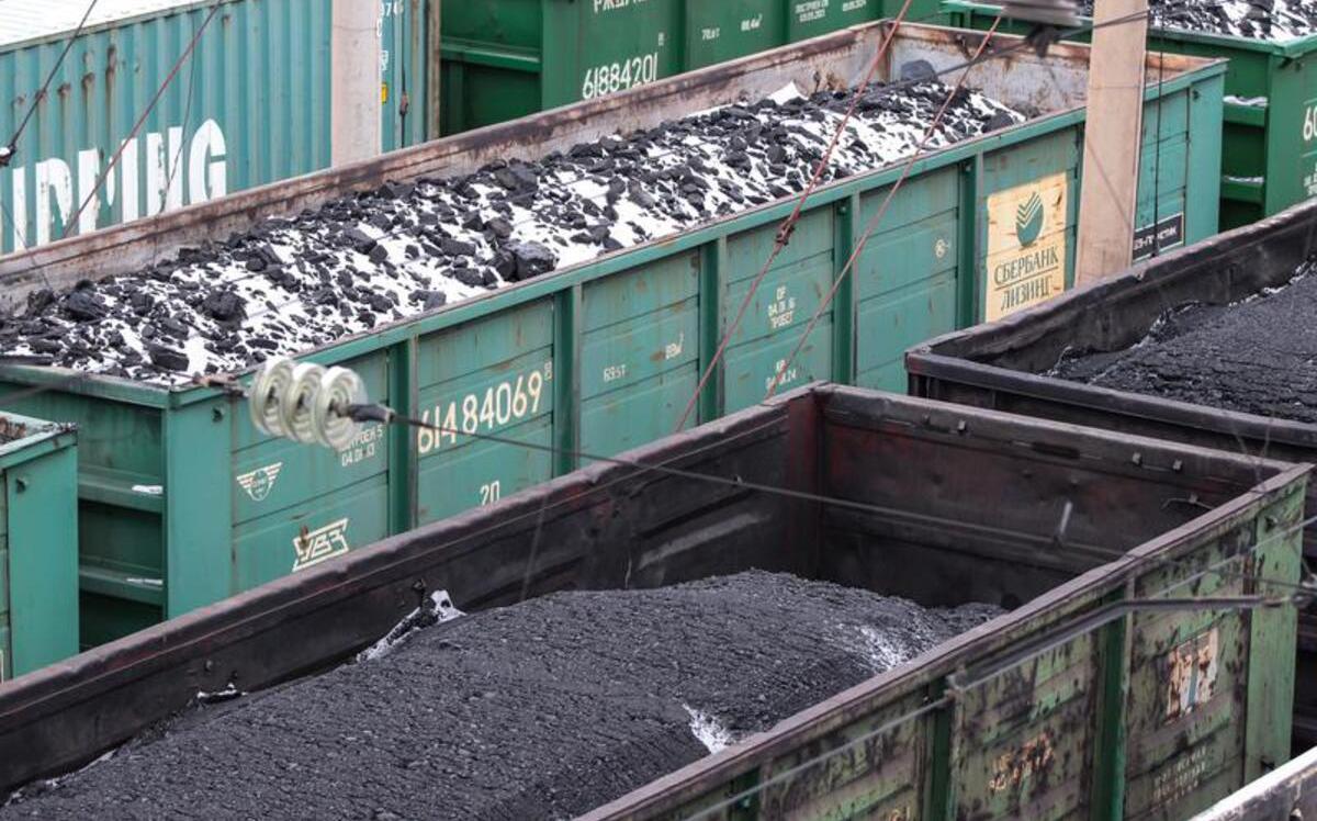 «Коммерсантъ» узнал о планах отменить курсовую ренту при экспорте угля
