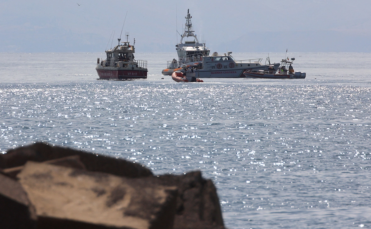 Igor Petyx / Reuters