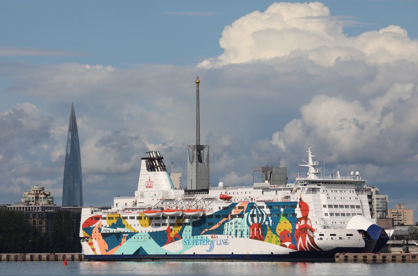Паром&nbsp;Princess Anastasia в порту Санкт-Петербурга, 2019 год