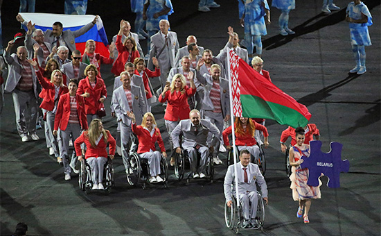 Паралимпийская сборная Белоруссии во&nbsp;время открытия Паралимпийских игр в&nbsp;Рио
