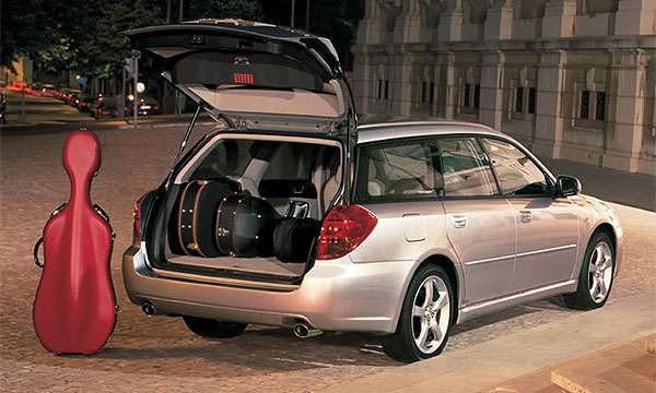 Subaru Legacy Wagon назван лучшим универсалом 2006 года