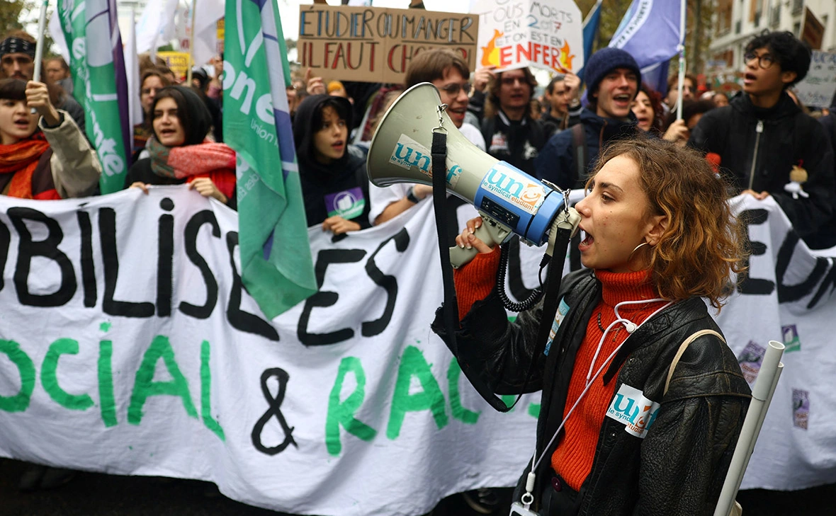 Hannah McKay / Reuters