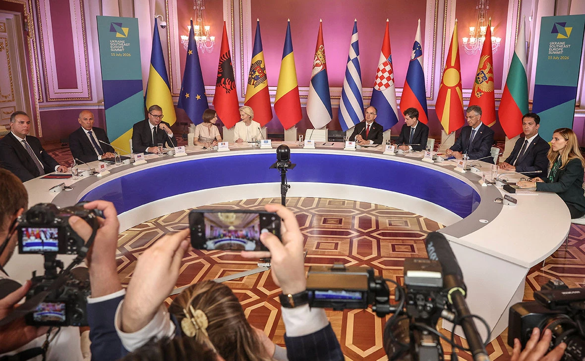Alina Smutko / Reuters