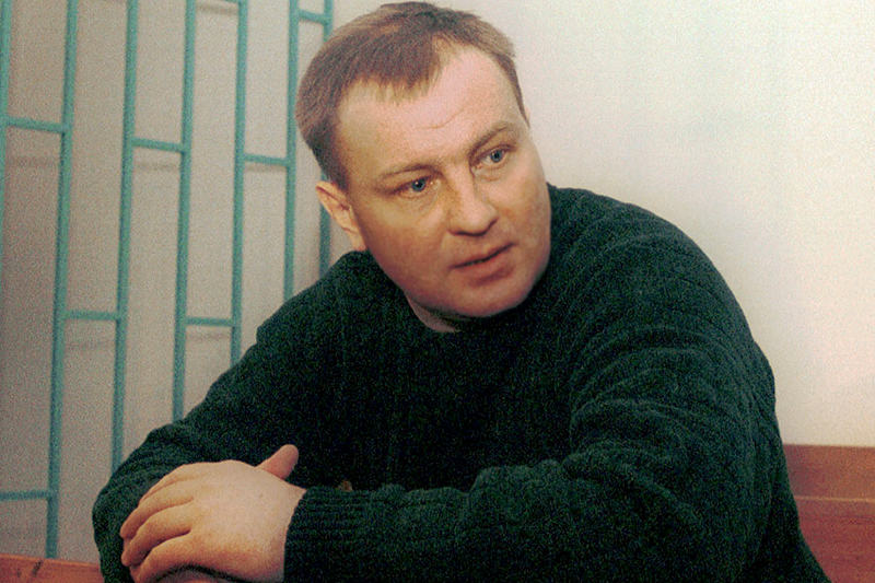 Утром 10 июня 2011 года был расстрелян бывший полковник Юрий Буданов. Киллер выстрелил в него возле нотариальной конторы на Комсомольском проспекте.

Мосгорсуд признал виновным в убийстве уроженца Чеченской Республики Юсупа Темерханова, который отрицал свою вину и заявлял о пытках. В качестве мотива обвинение ссылалось на то, что отца Темерханова убили российские военные и подсудимый мстил всем военнослужащим в целом.
