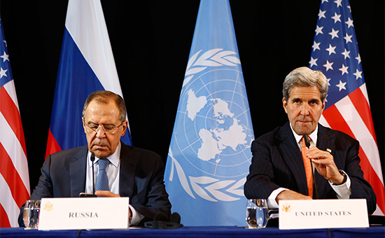 Министр иностранных дел РФ Сергей Лавров (слева) и&nbsp;госсекретарь США Джон Керри на&nbsp;переговорах по&nbsp;вопросам урегулирования сирийского конфликта