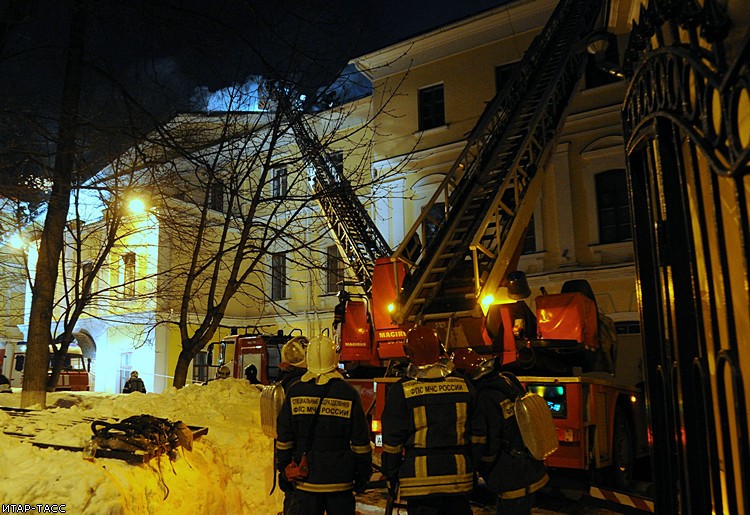 Пожар в здании ГИТИСа
