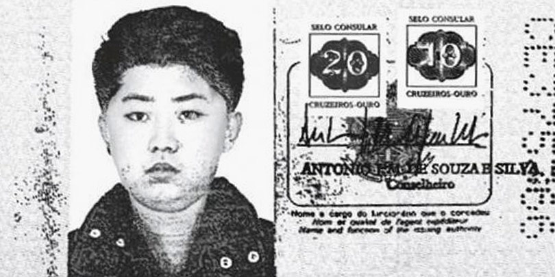 От Гитлера до Ким Чен Ына: диктаторы на фотографиях в своих документах