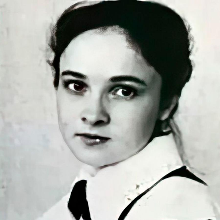 Эльвира Набиуллина в школьные годы