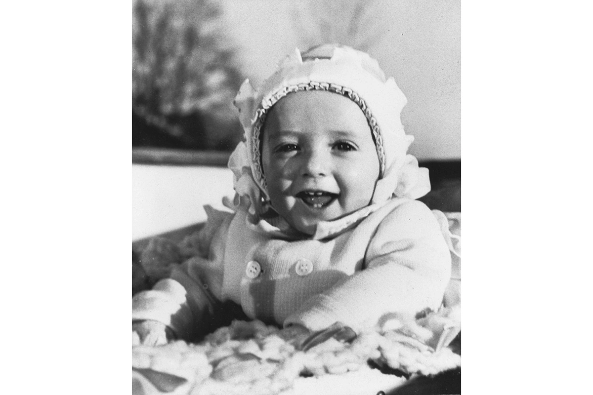 Харальд V родился 21 февраля 1937 года в резиденции норвежской королевской семьи Скаугум