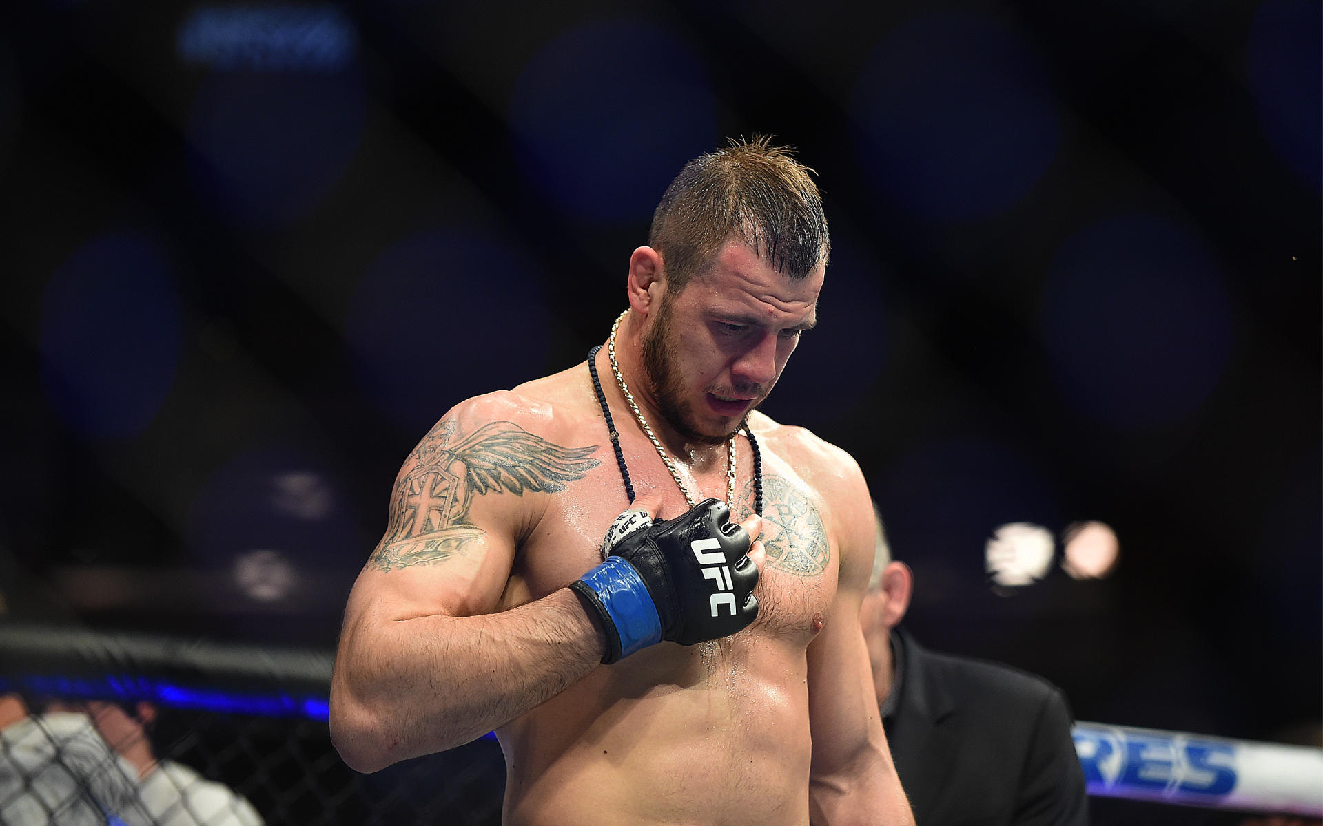 Уроженец Донбасса Крылов за минуту нокаутировал соперника на турнире UFC