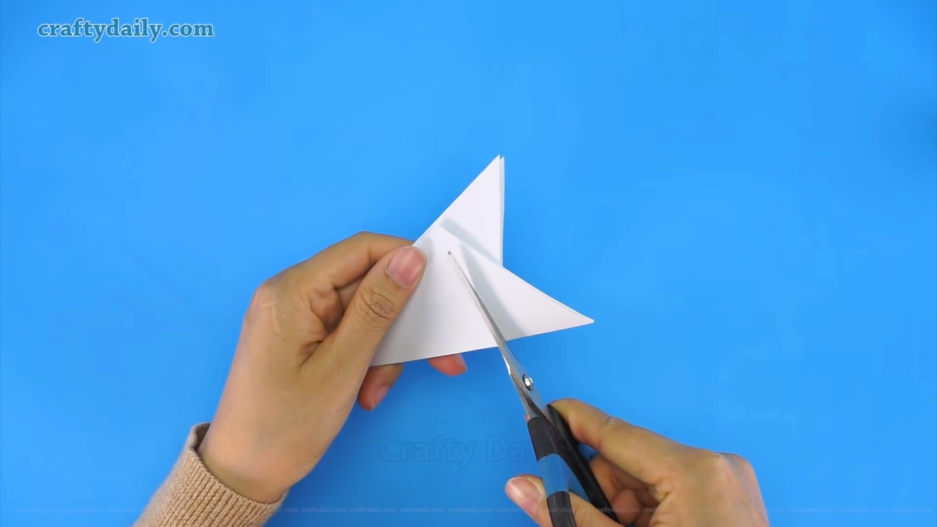 Снежинка из бумаги - модульное оригами