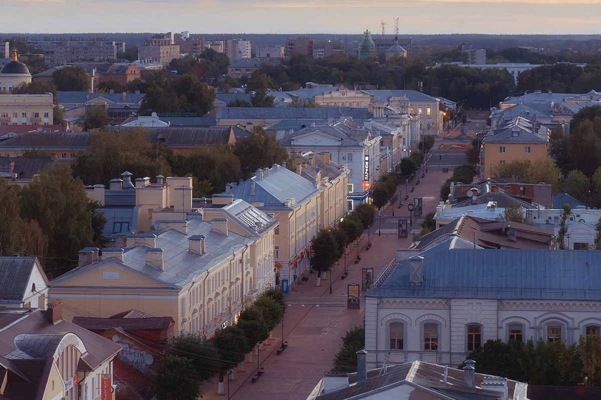 Трехсвятская улица