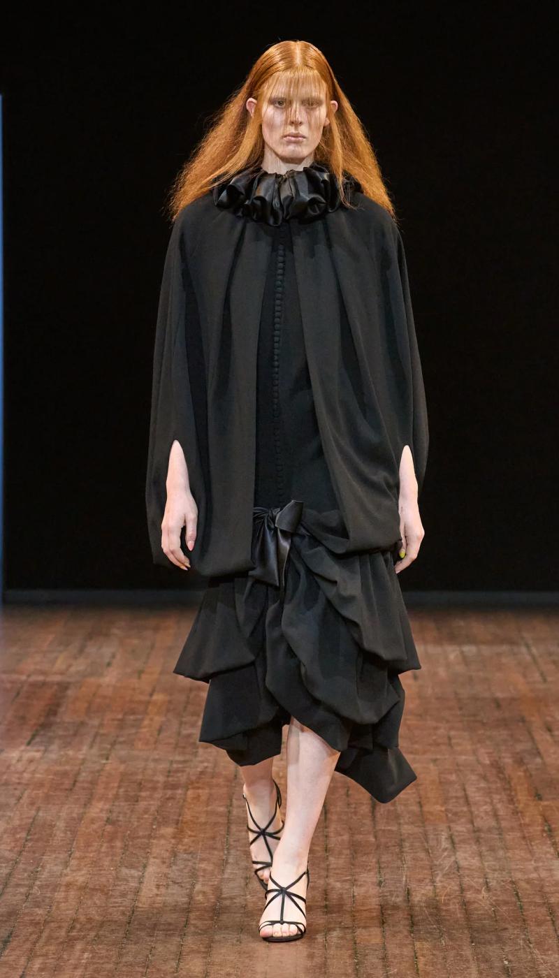 Viktor&Rolf осень-зима 2025-2026