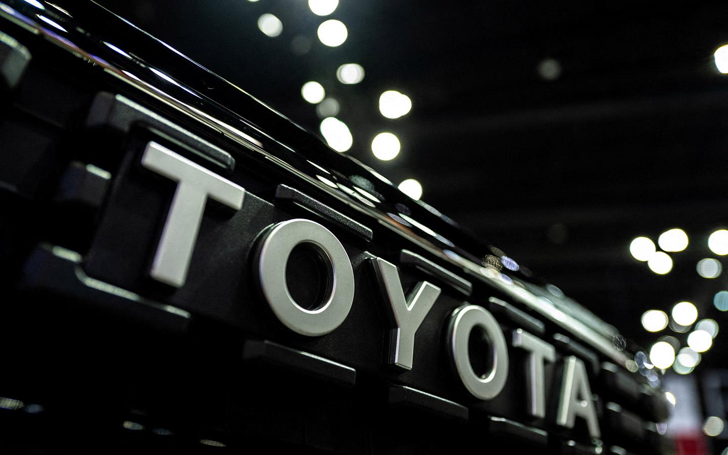 Toyota отзовет более 228 тыс. автомобилей из-за опасных кресел