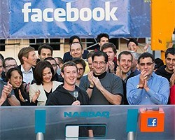NASDAQ расплатится за сбой при IPO Facebook