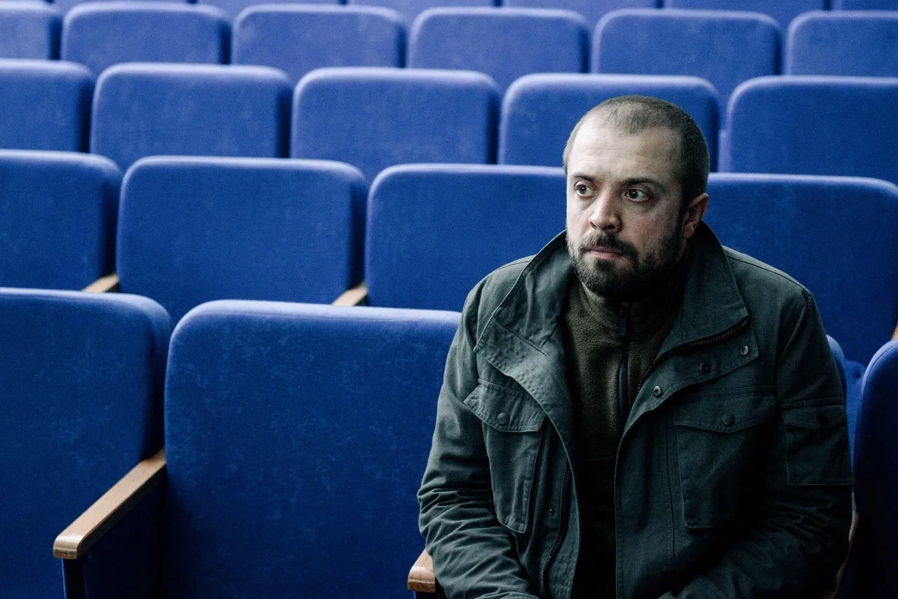 Александр Ильин-младший, кадр из сериала «Бар «Один звонок»