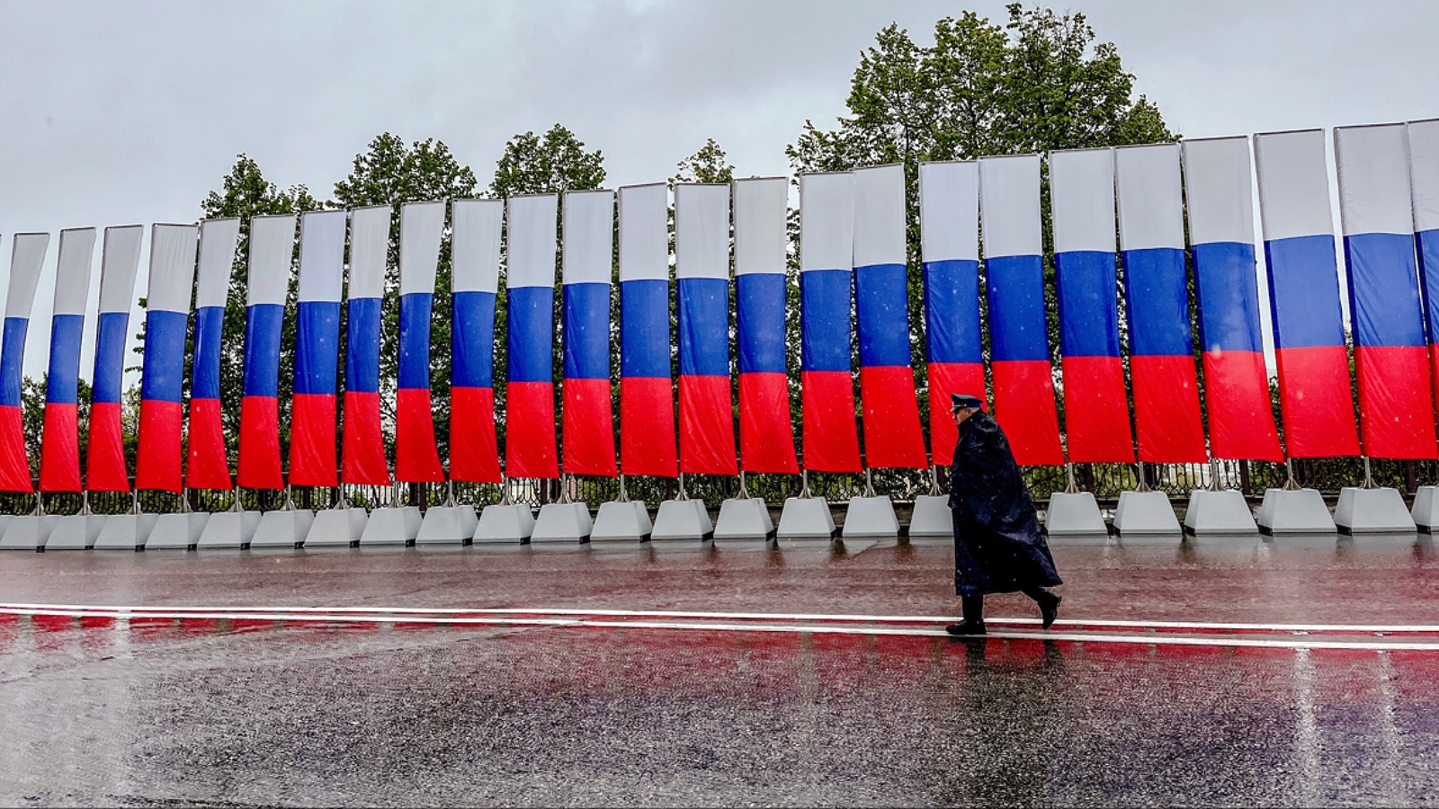 Названа пенсия россиян за выслугу лет. Сумма значительная