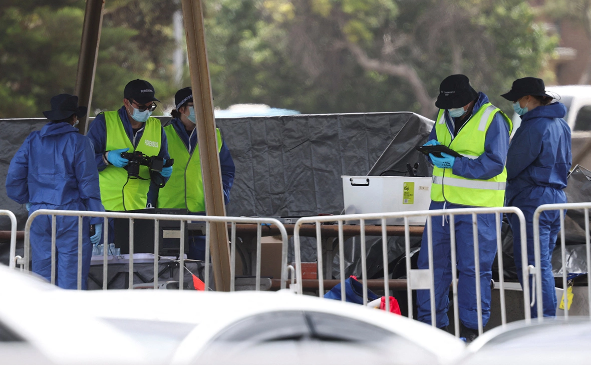 Hollie Adams / Reuters