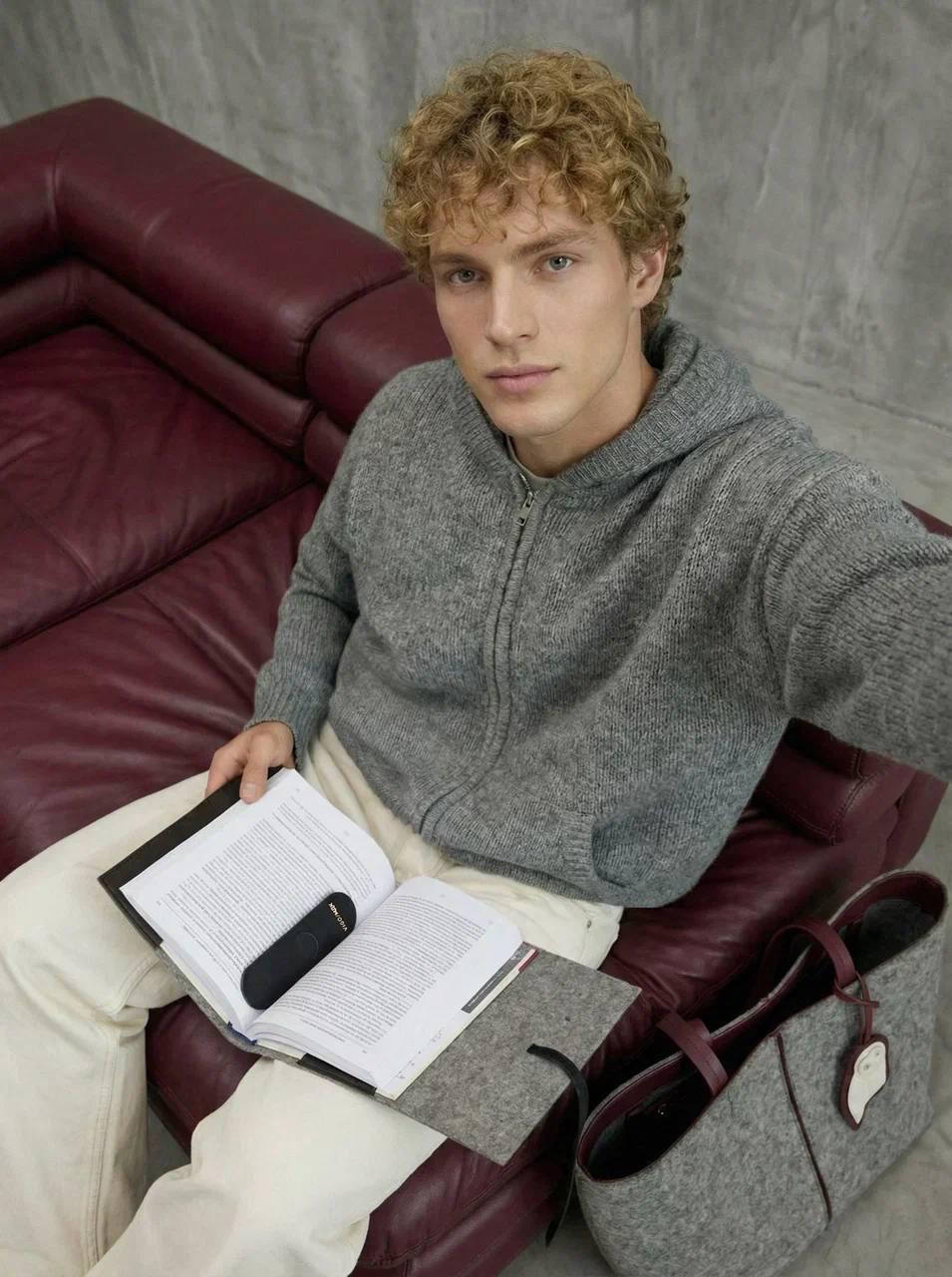 Совместная капсула «Московского дома книги» и бренда Vigo