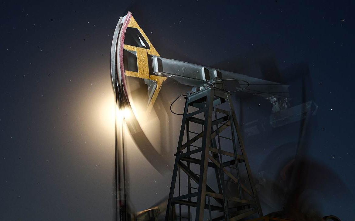 Нефть по $110: какие акции могут выиграть от высоких цен на Urals