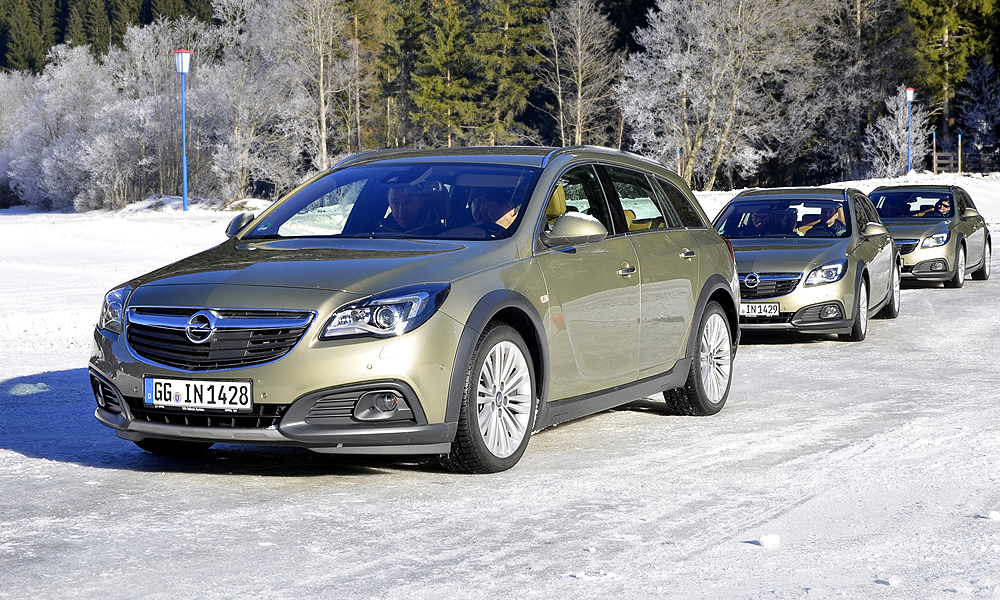 Полному приводу Opel добавили интеллекта