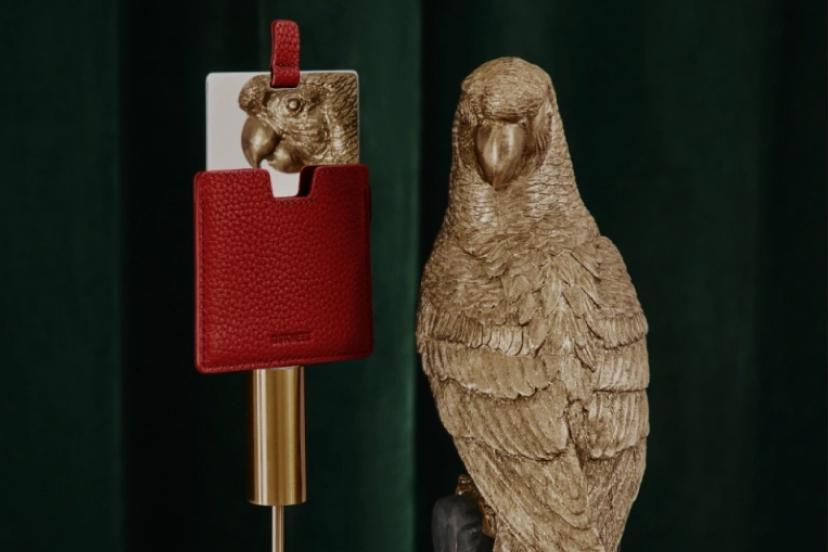 Капсула 12 Storeez и фонда «Обнаженные сердца»