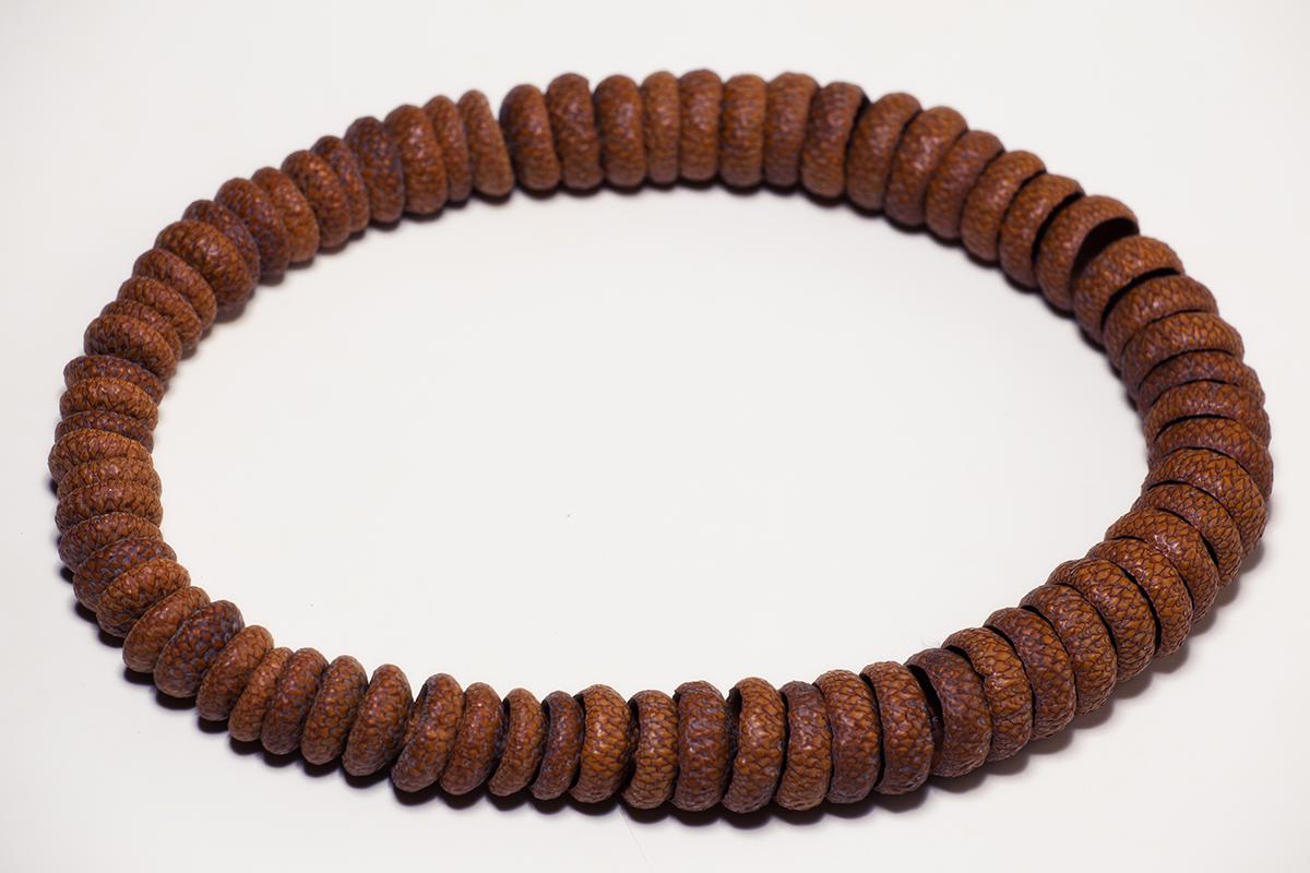 Оригинальное украшение для осеннего праздника в детском саду