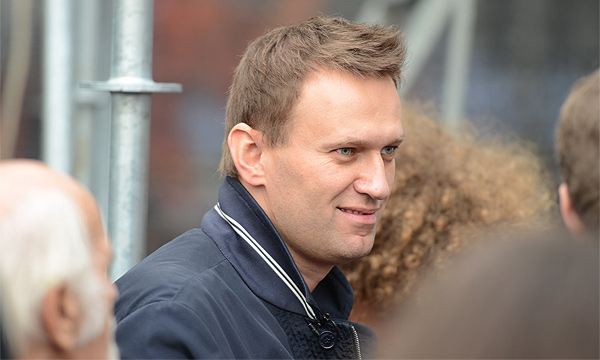 Навальный: Надо запретить чиновникам автомобили дороже 1,5 миллиона