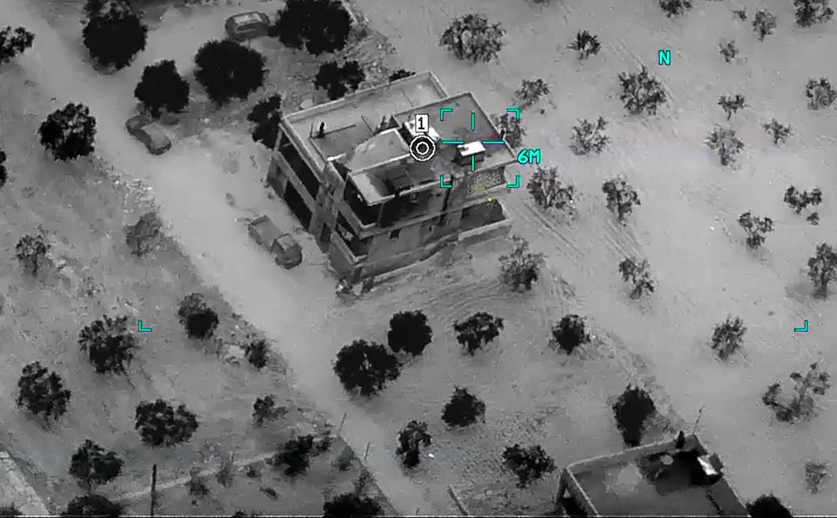 Изображение жилого комплекса лидера запрещенной в России террористической организации &laquo;Исламское государство&raquo; (ИГ) Абу аль-Хасан аль-Хашими аль-Курейши на северо-западе Сирии после рейда, проведенного спецназом США, 2 февраля 2022