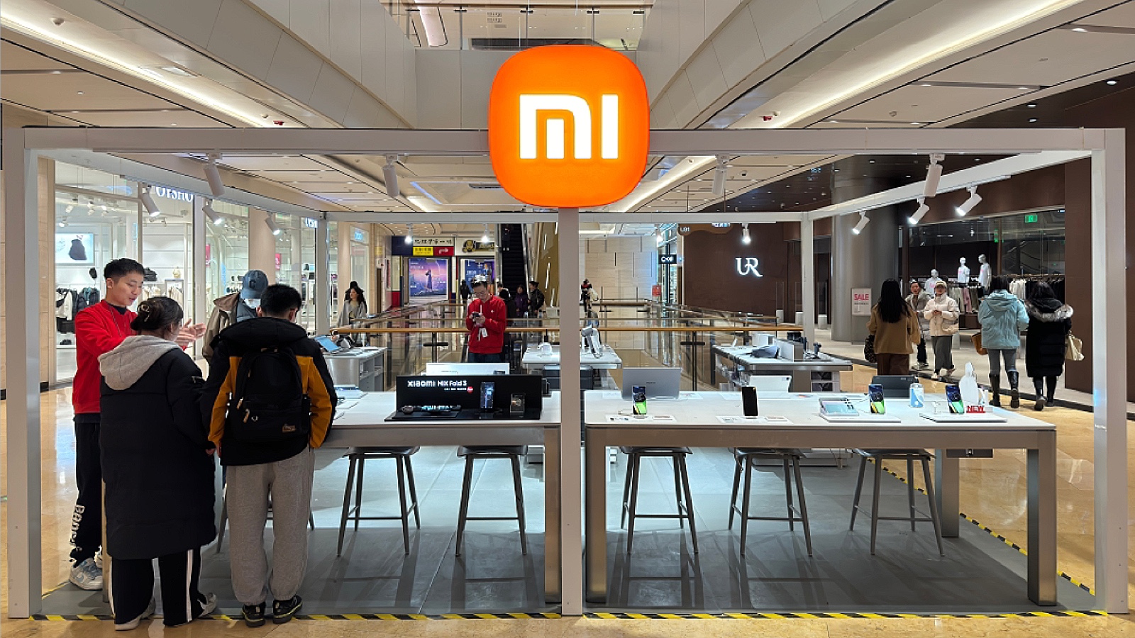 Смартфон Xiaomi 16 китайского производителя может получить аккумулятор в 7000 мА*ч