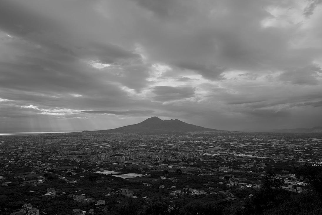 Кадр из фильма «Под облаками»