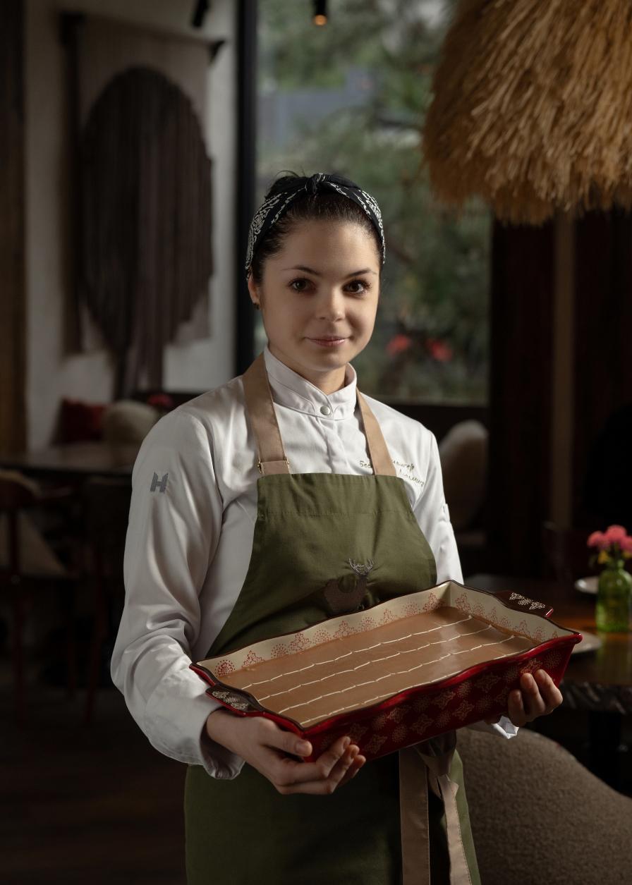 Людмила Беспалова, лауреат в номинации &laquo;Лучший кондитер&raquo; (&laquo;Альпинисты&raquo;, Сочи)