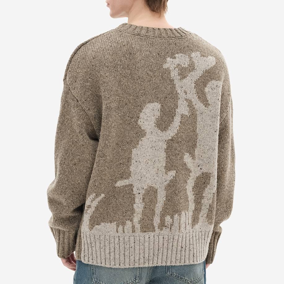 Свитер Offret, 43 900 руб. (peakstore.ru)