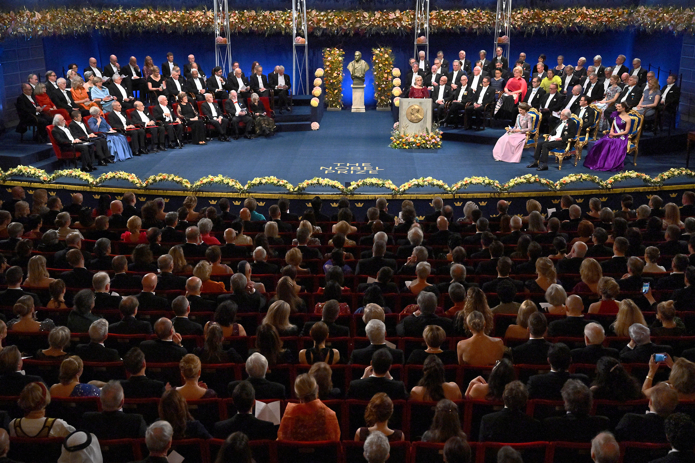 Церемония вручения Нобелевской премии в Концертном зале в Стокгольме, Швеция