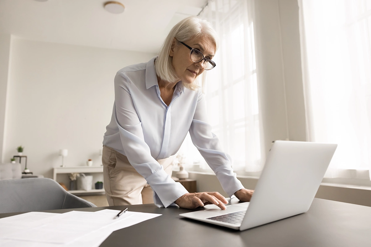 В 2026 году индексацию страховой части пенсии работающих пенсионеров проведут 1 августа