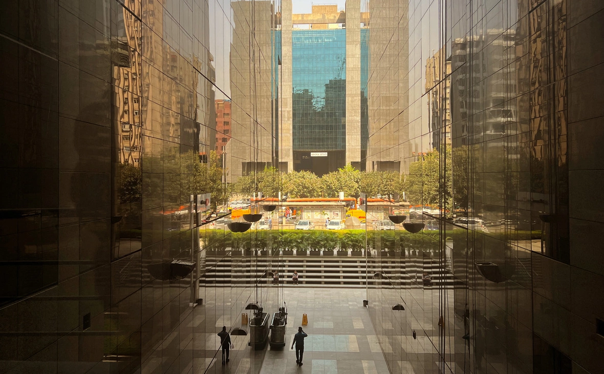 Altaf Hussain / Reuters