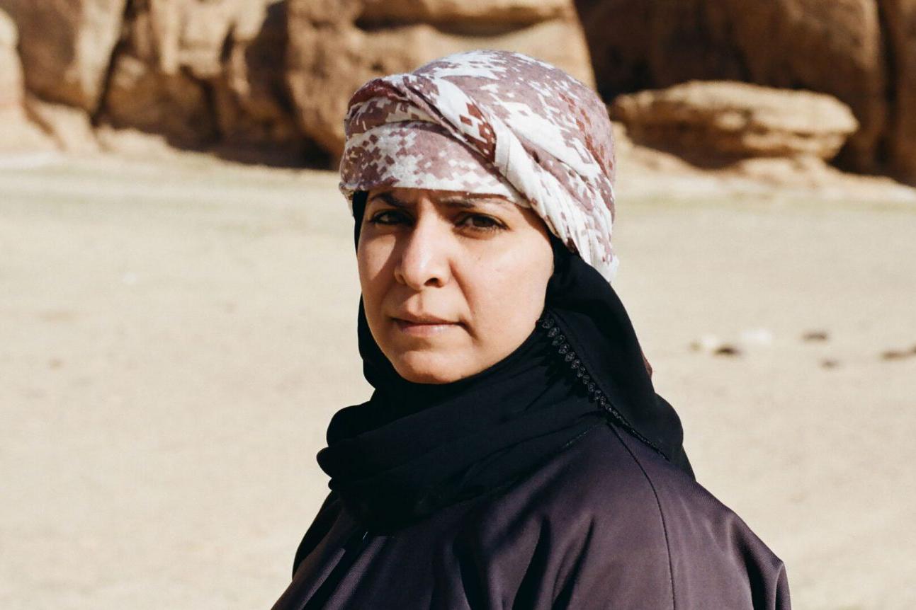 Кадр из фильма «Аззу»