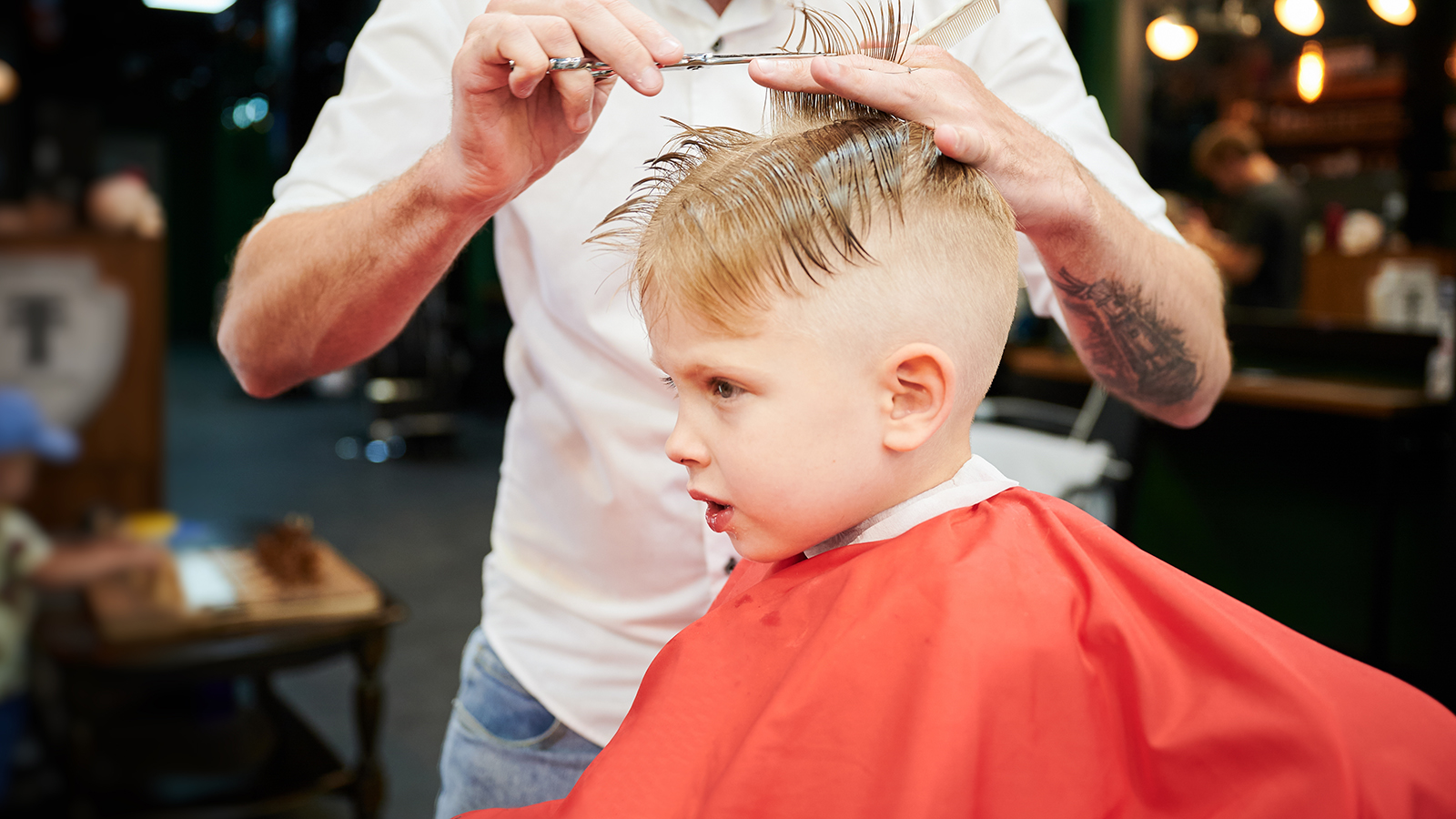 В России стричь детей будут по новым правилам. Что запрещает новый ГОСТ