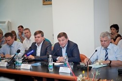 Бочаров: «Муниципалитеты необходимо наделить реальными полномочиями»