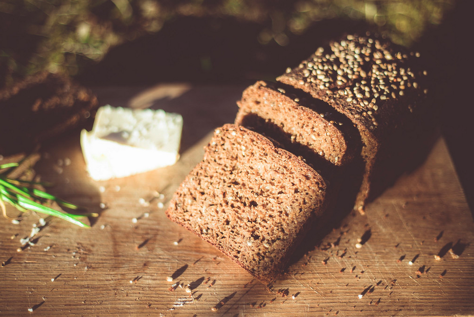 Краюшка хлеба. Хлеб краюшки ржаные. Хлеб краюшки фото. Everyday хлеб.