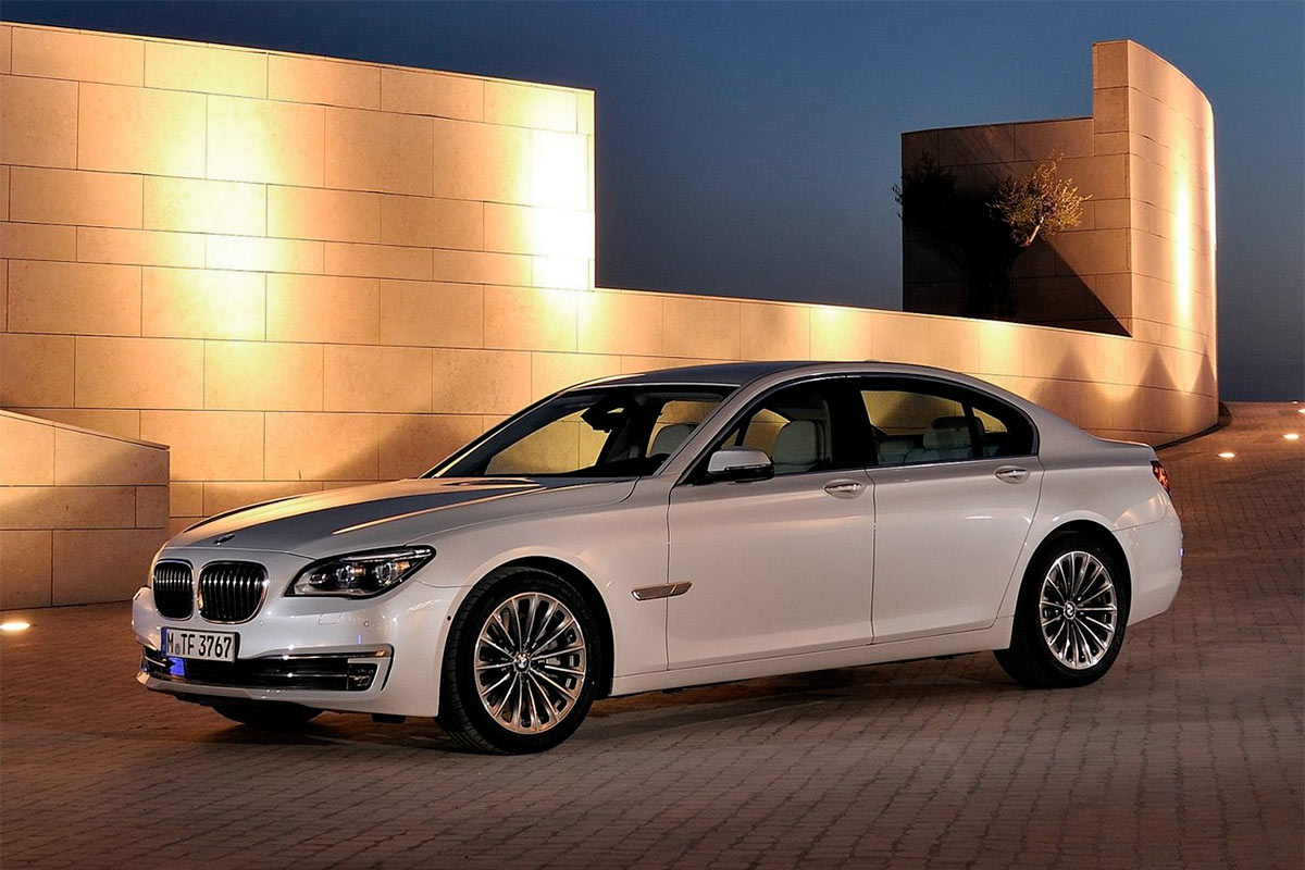 BMW 7 серии V (F01/F02/F04)