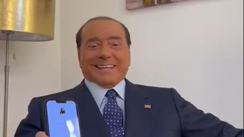 Берлускони завел TikTok и выложил видео с шуткой про Путина и Байдена